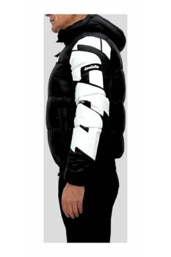 Beste Pirce ๐ Invicta Gewatteerde Jassen Down Jackets Black ๐